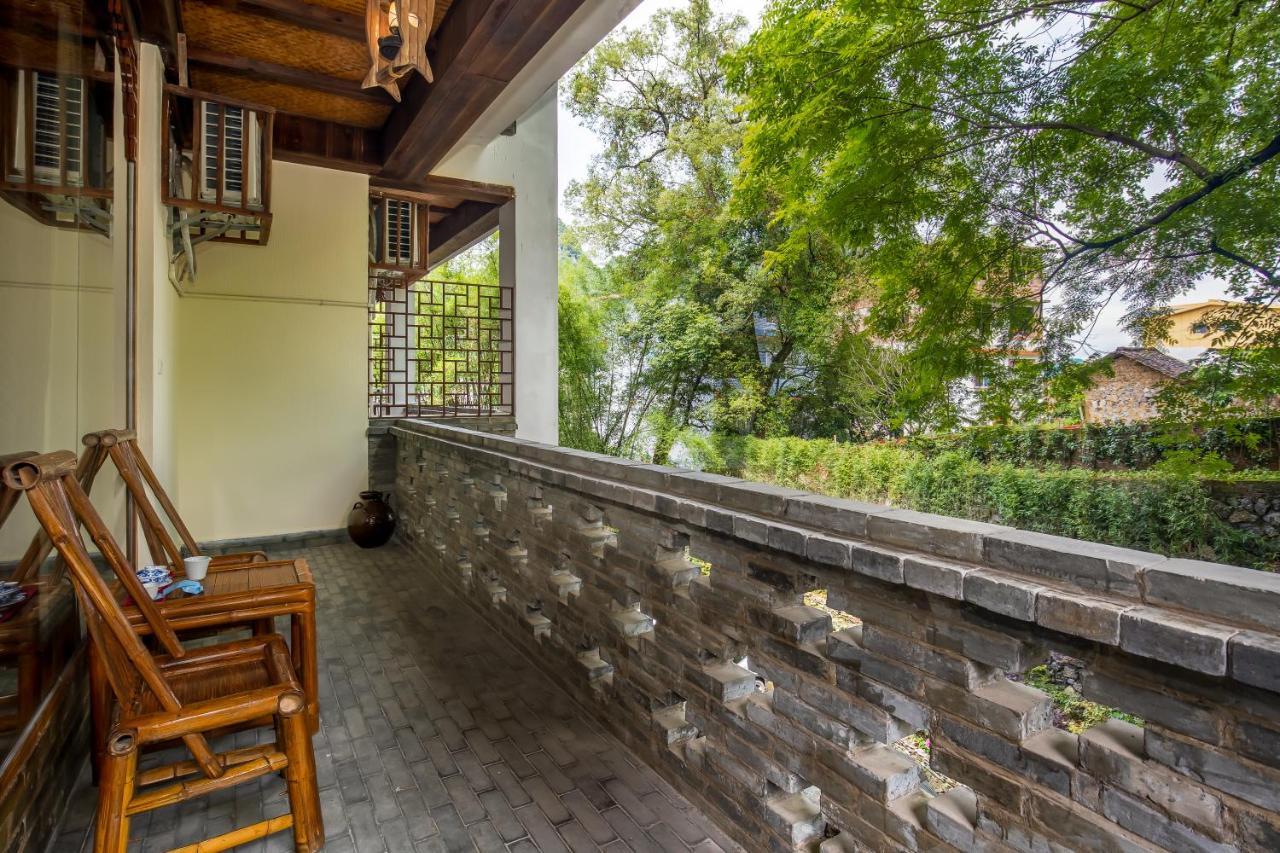 Yangshuo River Lodge Hotel-Free Pick Up From Yangshuo Area Over Three Nights Exterior photo